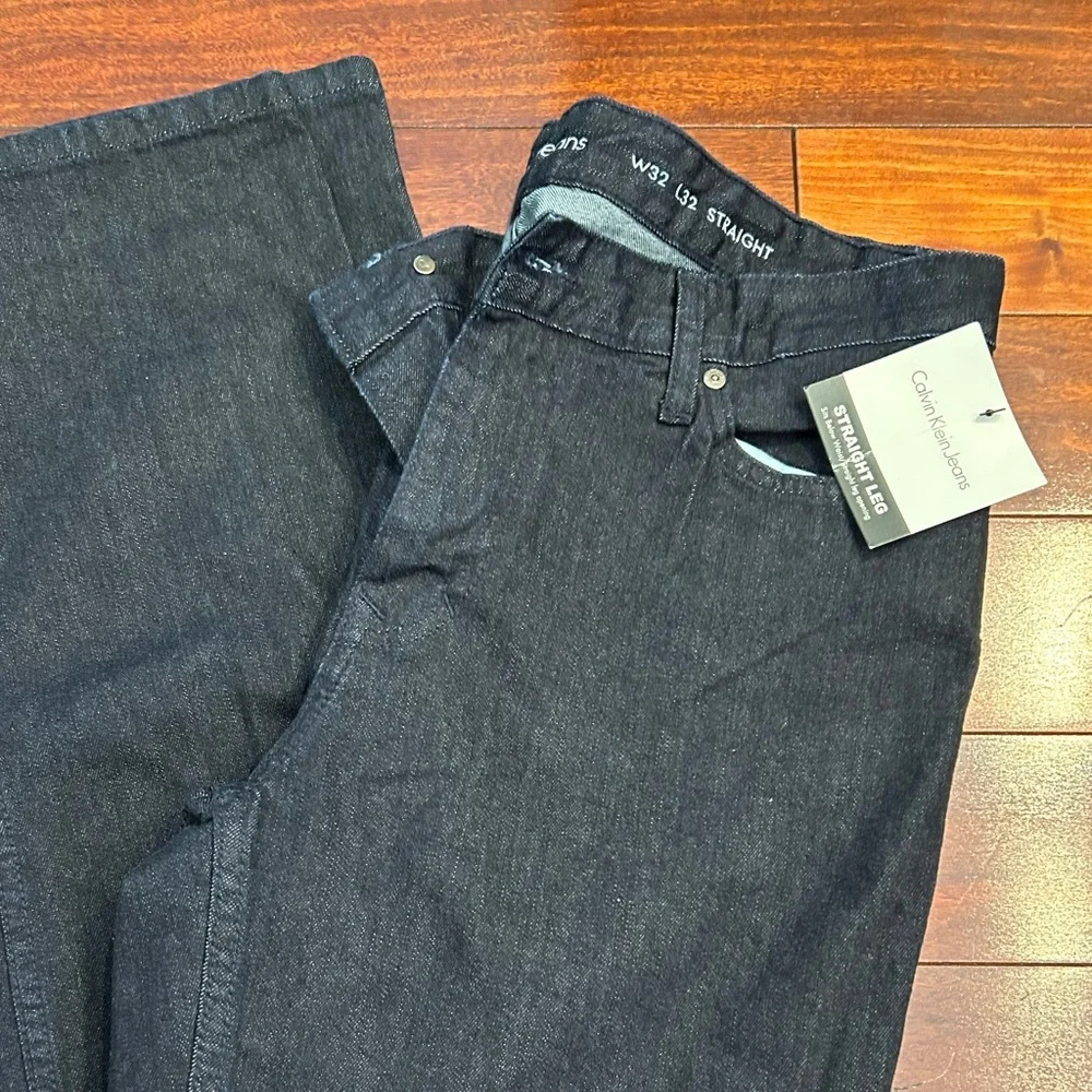 NWT-Calvin Klein Jeans Men's Straight Leg Dark Wash W32/L32 - Picture 9 of 9